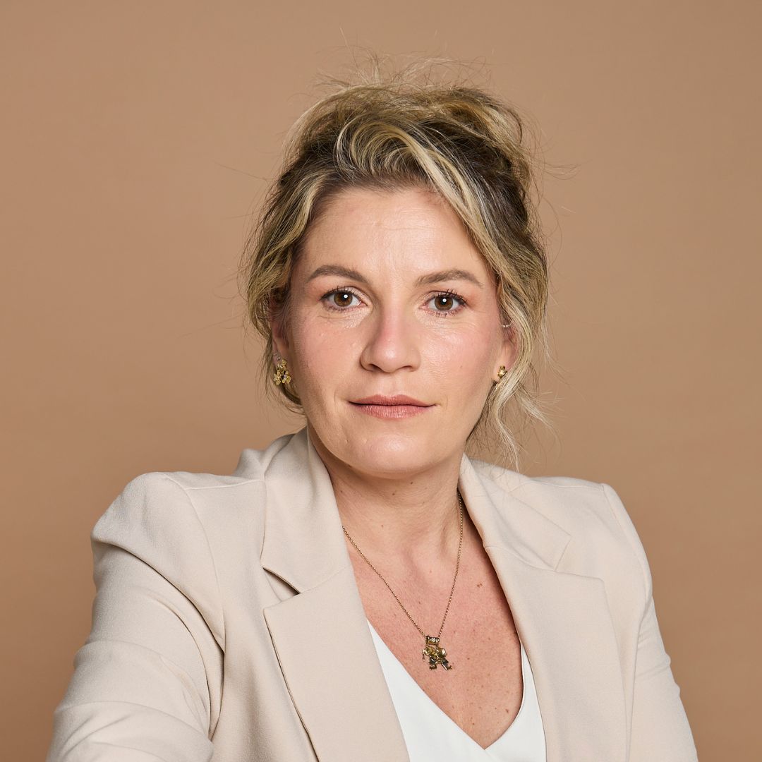 Bruna Cabarrozz, Parceira Operacional nos EUA